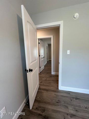 198 Altina Circle, New Tazewell, TN 37825