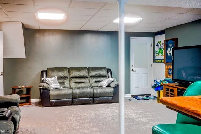 267 High Point Circle, Tallmadge, OH 44278