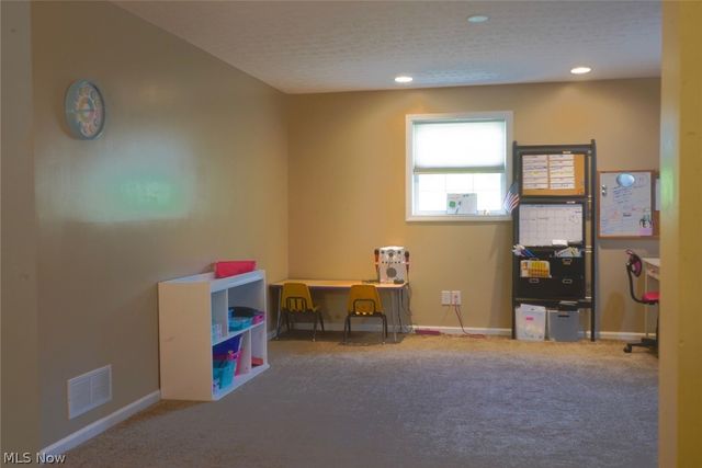267 High Point Circle, Tallmadge, OH 44278