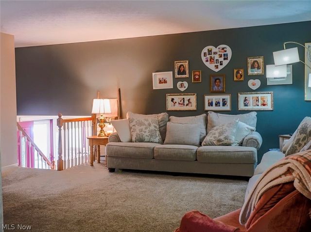 267 High Point Circle, Tallmadge, OH 44278