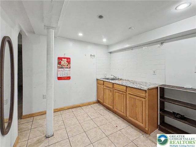 1245 East 3rd Street, Bethlehem City, PA 18015