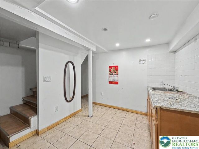 1245 East 3rd Street, Bethlehem City, PA 18015