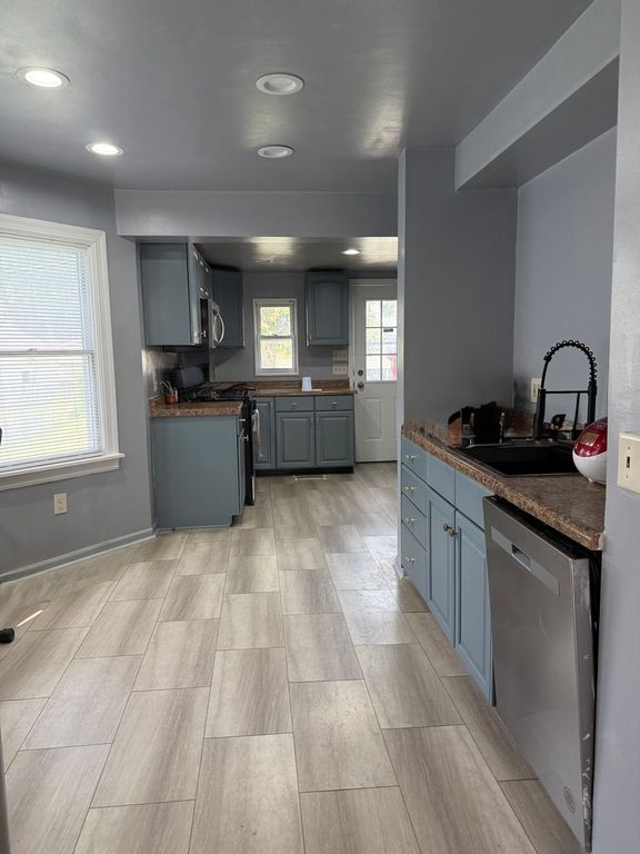 9138 National Avenue, Morton Grove, IL 60053 — photo 5