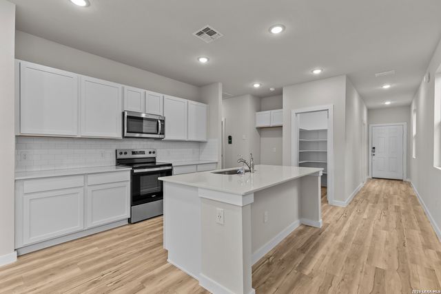 9302 Ocotillo Rdg, San Antonio, TX 78222
