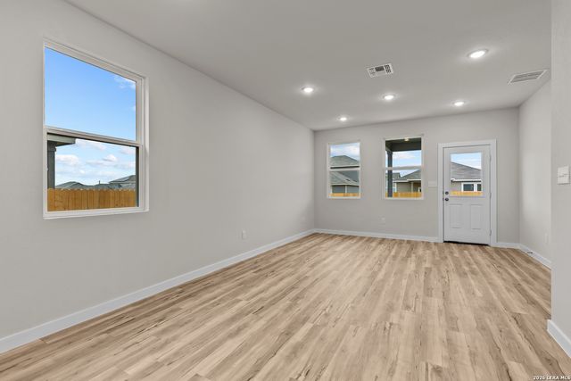 9302 Ocotillo Rdg, San Antonio, TX 78222