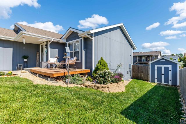 7031 SW 17th TER, Topeka, KS 66615