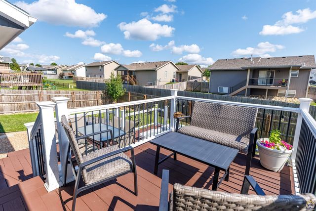 7031 SW 17th TER, Topeka, KS 66615