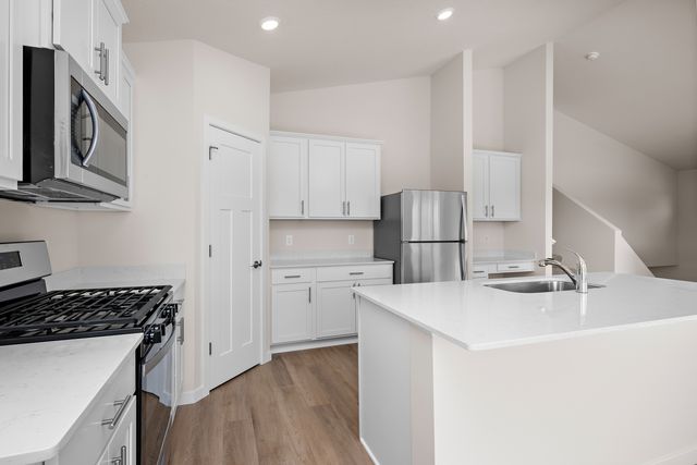7709 Birch Street, Clear Lake, MN 55319