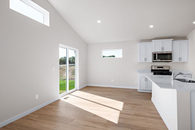 7709 Birch Street, Clear Lake, MN 55319