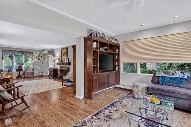 165 Salem Road, East Hills, NY 11577