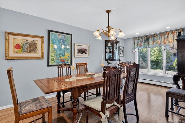165 Salem Road, East Hills, NY 11577