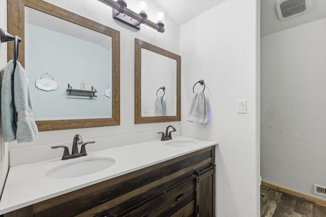 2119 County Road 2585, Alvord, TX 76225