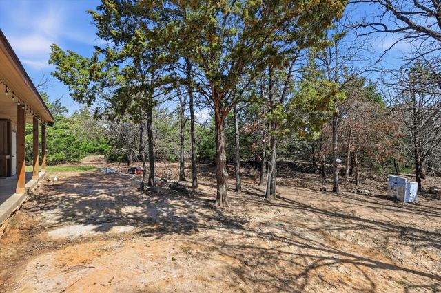 2119 County Road 2585, Alvord, TX 76225