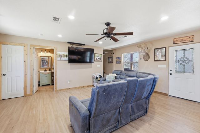 2119 County Road 2585, Alvord, TX 76225