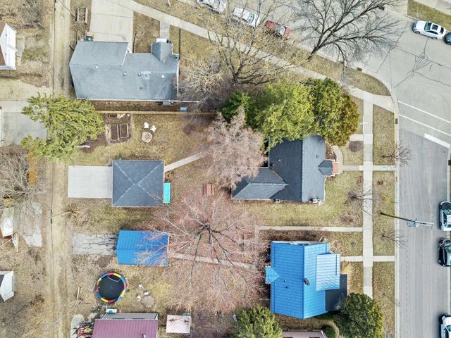 504 Pine Street, Madison, WI 53715