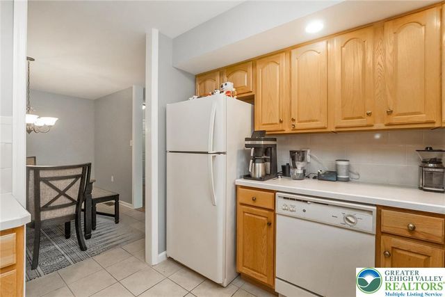 3171 Rachel Drive, Bethlehem Twp, PA 18020