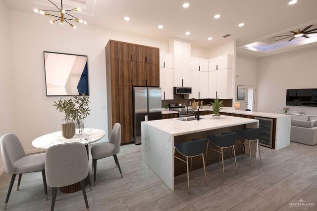 1913 E Silverton Circle, Edinburg, TX 78542