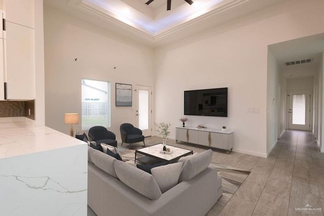 1913 E Silverton Circle, Edinburg, TX 78542