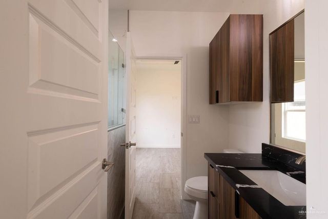 1913 E Silverton Circle, Edinburg, TX 78542