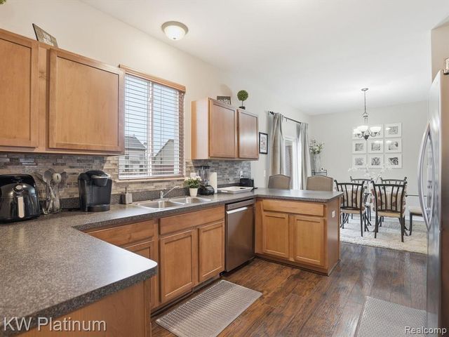 29384 Jennifer, Chesterfield, MI 48051