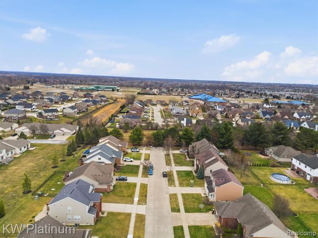 29384 Jennifer, Chesterfield, MI 48051