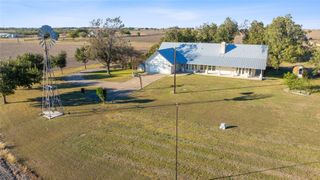 400 County Road 483, Taylor, TX 76574