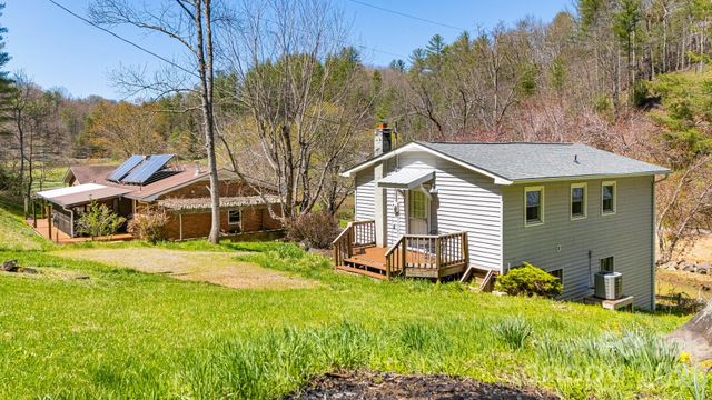 6334 Jacks Creek Road, Burnsville, NC 28714