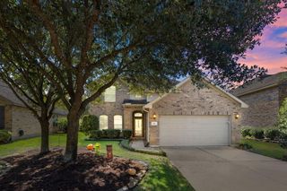 163 N Hawkhurst Circle, The Woodlands, TX 77354
