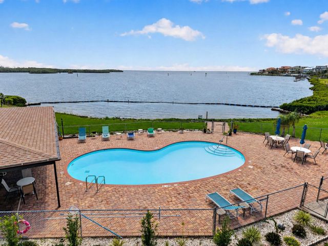 4650 BAY BOULEVARD 1044, Port Richey, FL 34668