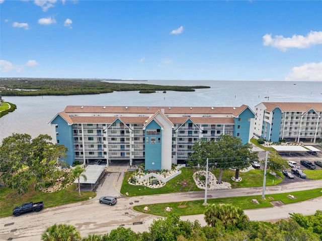 4650 BAY BOULEVARD 1044, Port Richey, FL 34668