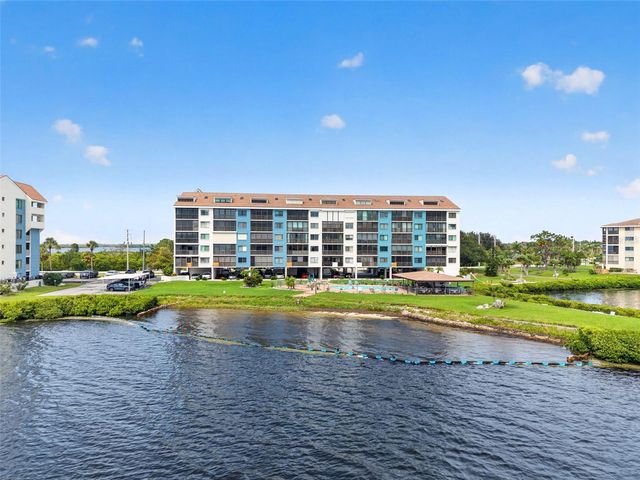 4650 BAY BOULEVARD 1044, Port Richey, FL 34668