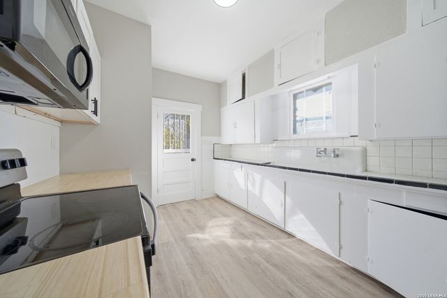 122 Biering Ave Apt 2, San Antonio, TX 78210