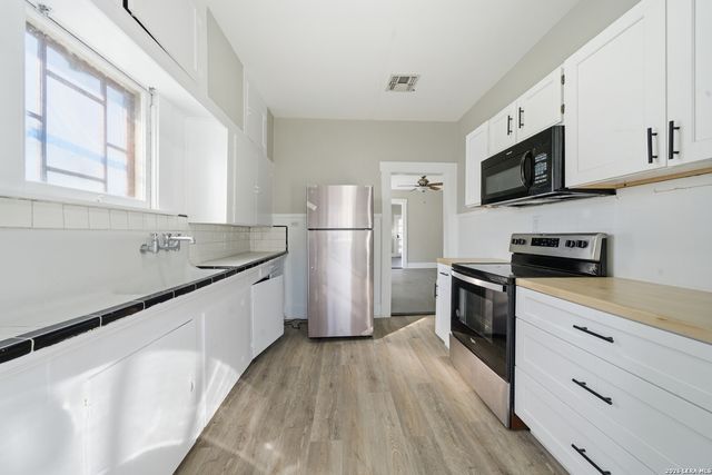 122 Biering Ave Apt 2, San Antonio, TX 78210