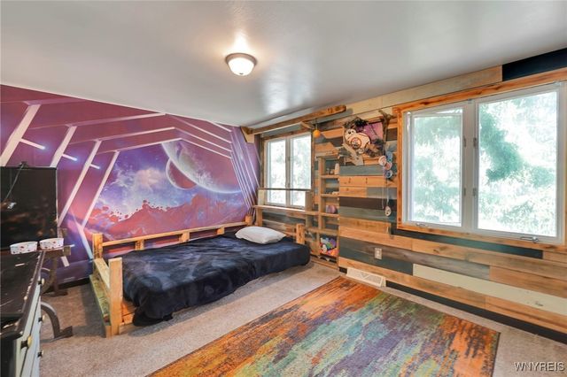 90 Maplewood Avenue, West Seneca, NY 14224