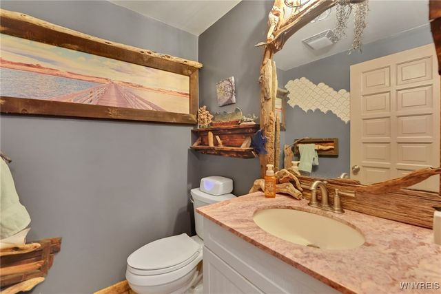 90 Maplewood Avenue, West Seneca, NY 14224