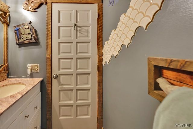 90 Maplewood Avenue, West Seneca, NY 14224