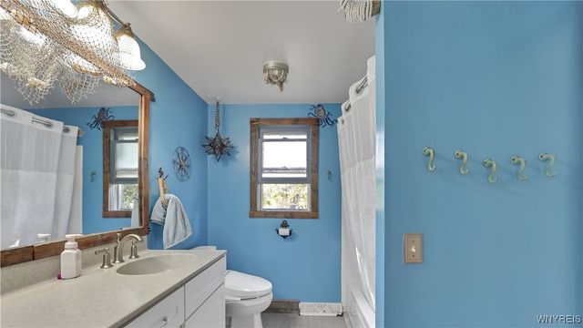 90 Maplewood Avenue, West Seneca, NY 14224