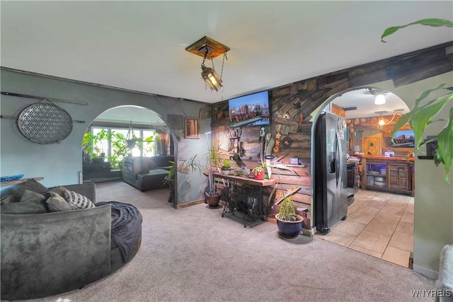 90 Maplewood Avenue, West Seneca, NY 14224