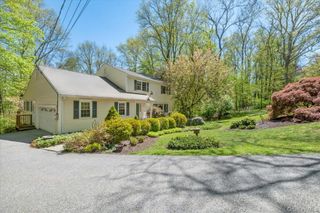 7 Palma Road, Somers, NY 10589