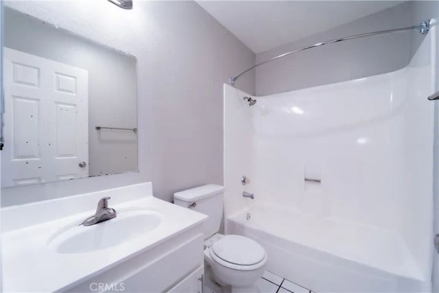 1060 S Idaho Street 42, La Habra, CA 90631