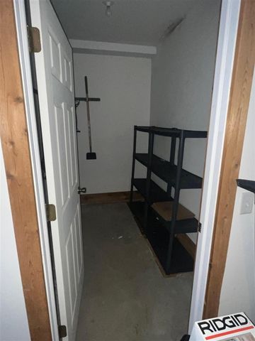 5261 Autumn Hill Drive, Kalamazoo, MI 49004