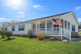 5261 Autumn Hill Drive, Kalamazoo, MI 49004