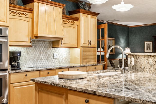 6610 Greenridge Drive, Indianapolis, IN 46278