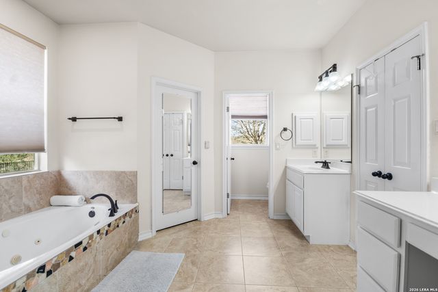 108 Jackrabbit Circle, Boerne, TX 78006