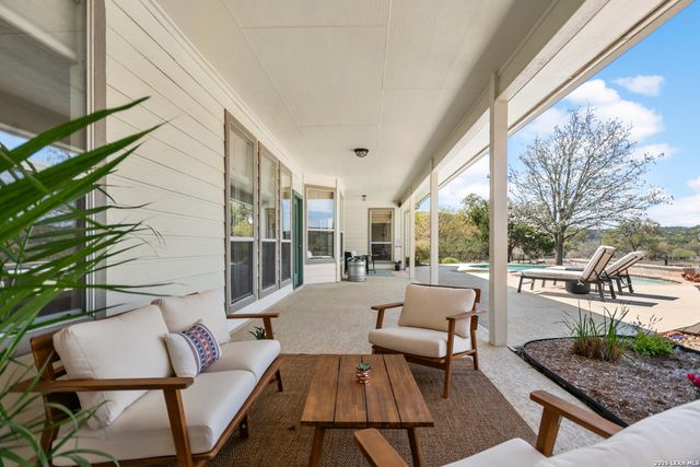 108 Jackrabbit Circle, Boerne, TX 78006