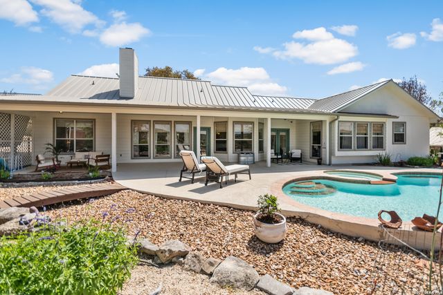 108 Jackrabbit Circle, Boerne, TX 78006