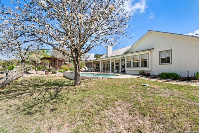 108 Jackrabbit Circle, Boerne, TX 78006