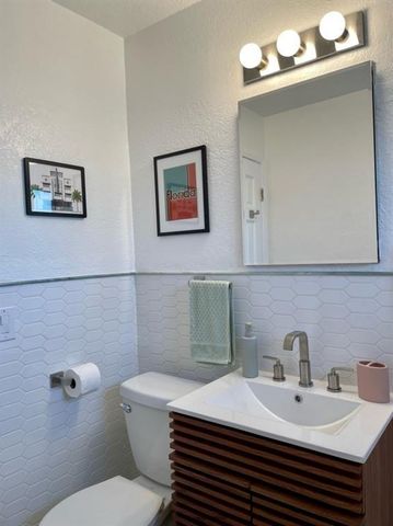 2611 NE 20th St, Pompano Beach, FL 33062