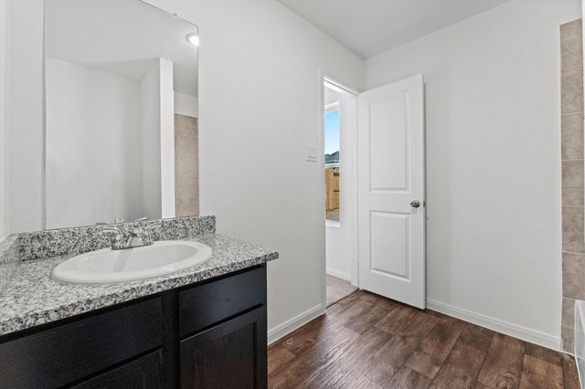 9915 Opal Stone Way, Conroe, TX 77306