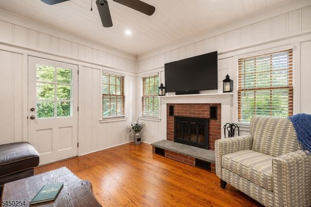 521 Sicomac Ave, Wyckoff Twp., NJ 07481